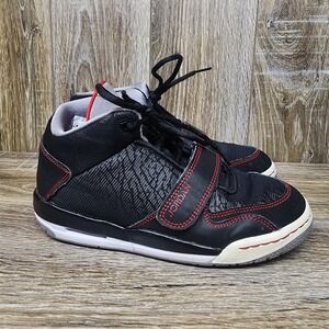 Jordan Nike Boys Basketball Sneakers 2013 #602662-004 Size 4Y Black Gray Red